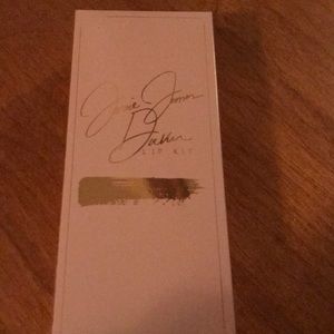 Jessie James decker lip kit Alexa persico